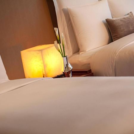 Renaissance Tianjin Lakeview Hotel Экстерьер фото