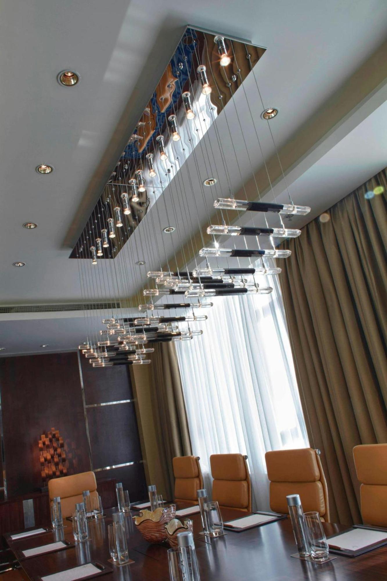 Renaissance Tianjin Lakeview Hotel Экстерьер фото