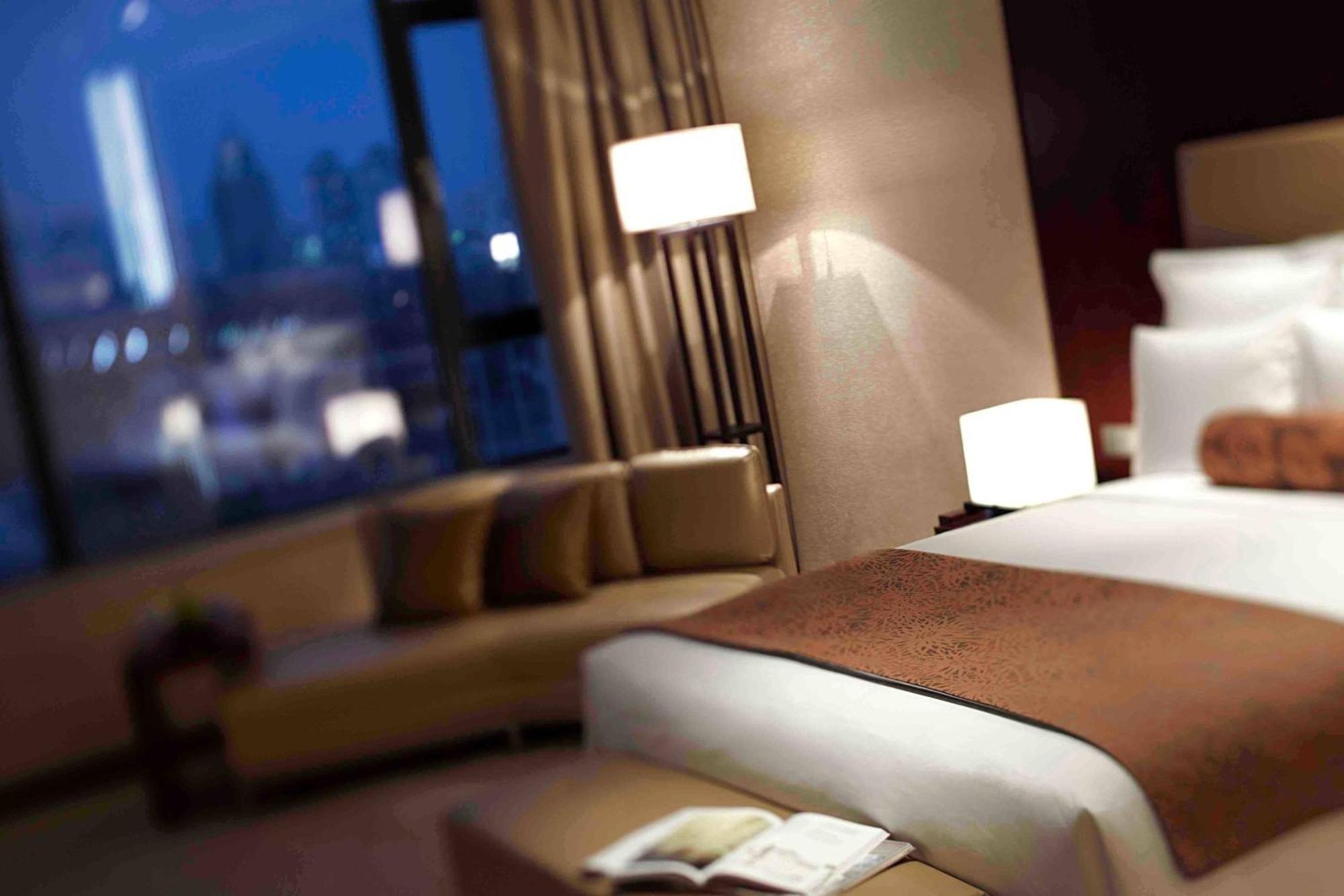 Renaissance Tianjin Lakeview Hotel Экстерьер фото
